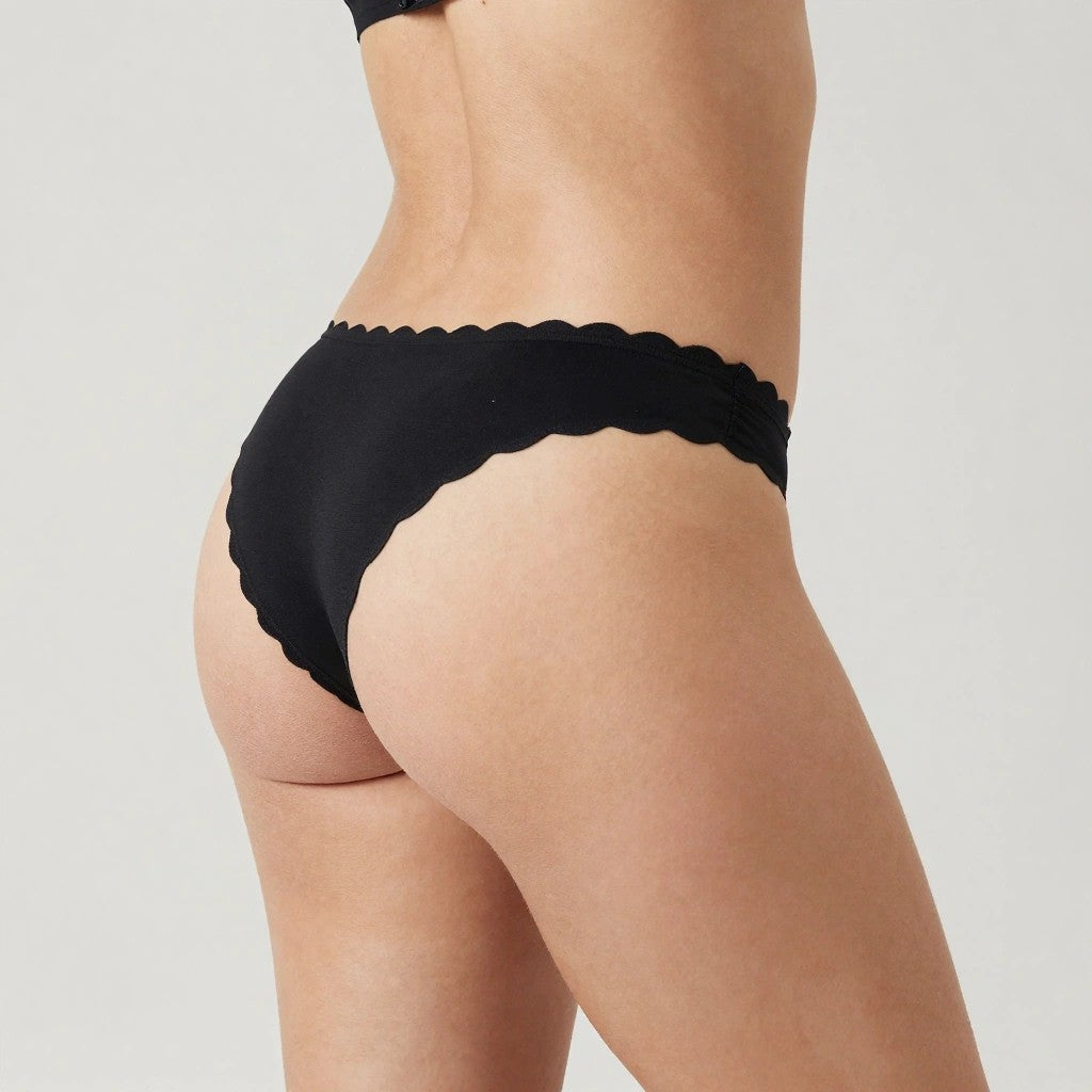 Seamless V-shaped panties